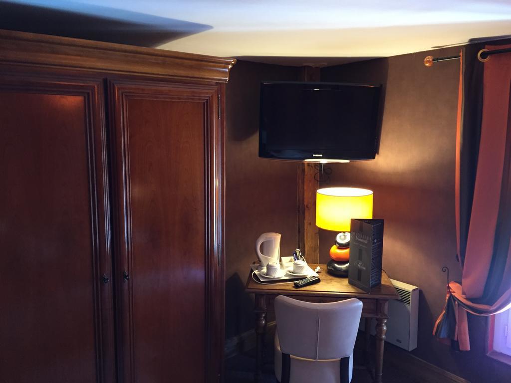 Hostellerie Normande Houlgate Bagian luar foto