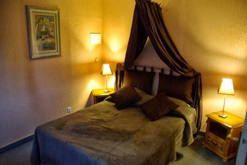 Hostellerie Normande Houlgate Bagian luar foto